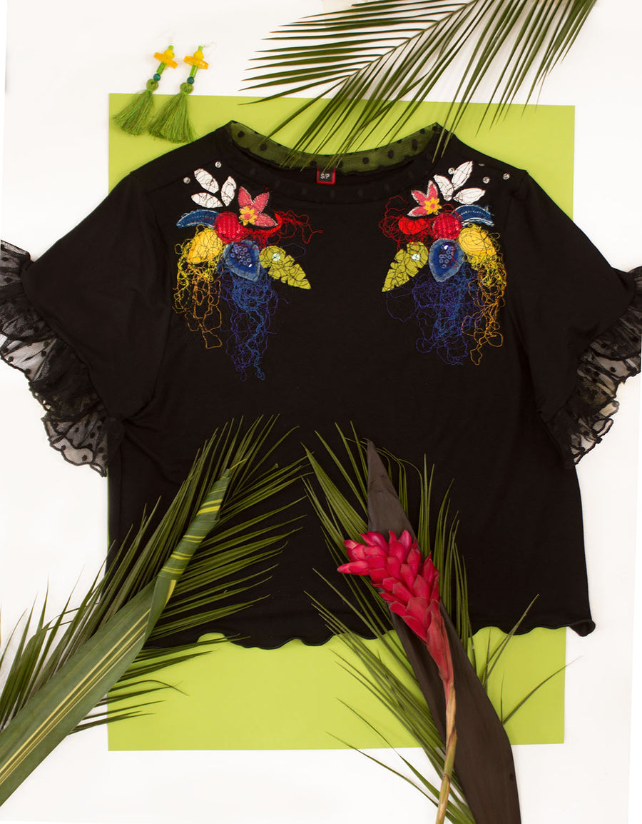 CHANDAIL NOIR AUX BRODERIES SYMÉTRIQUES