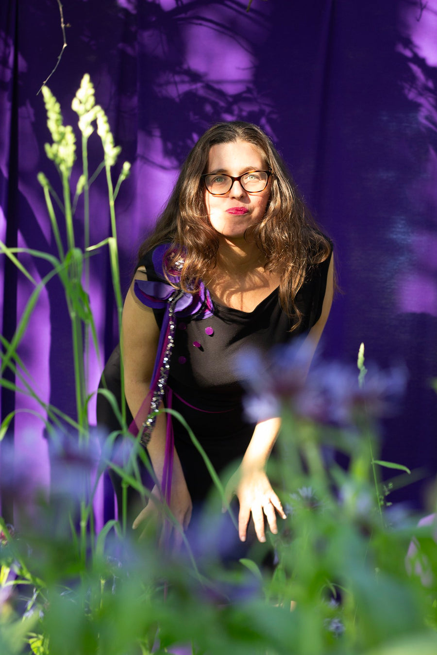 ROBE COURTE CLASSIQUE NOIRE ET VIOLET