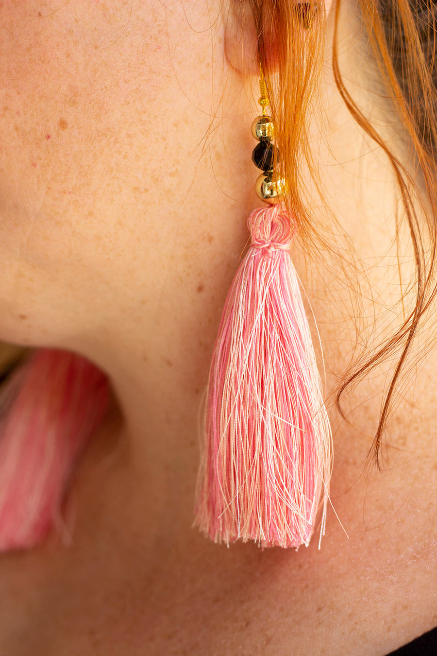 PALE PINK EARRING