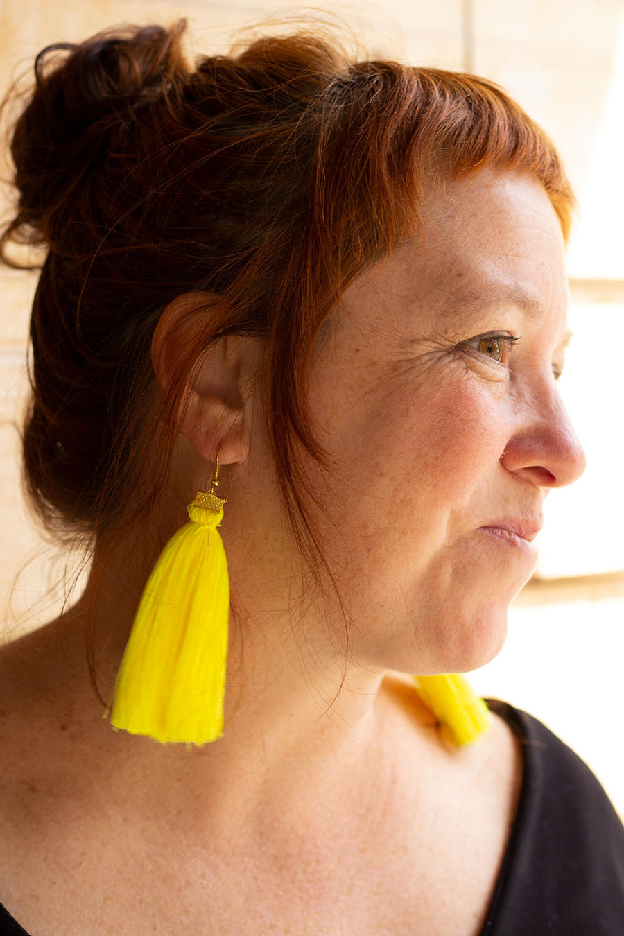 BOUCLE D'OREILLE JAUNE VIF