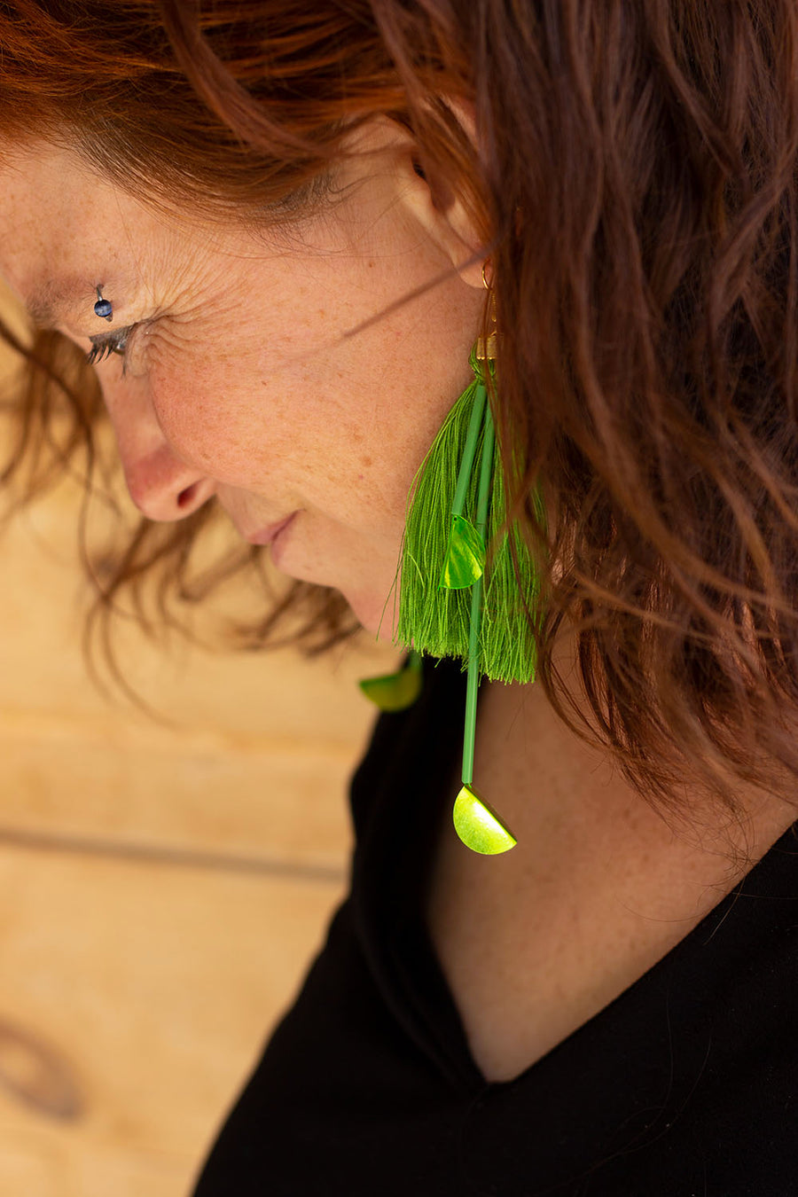 GREEN-PAILETTE EARRING