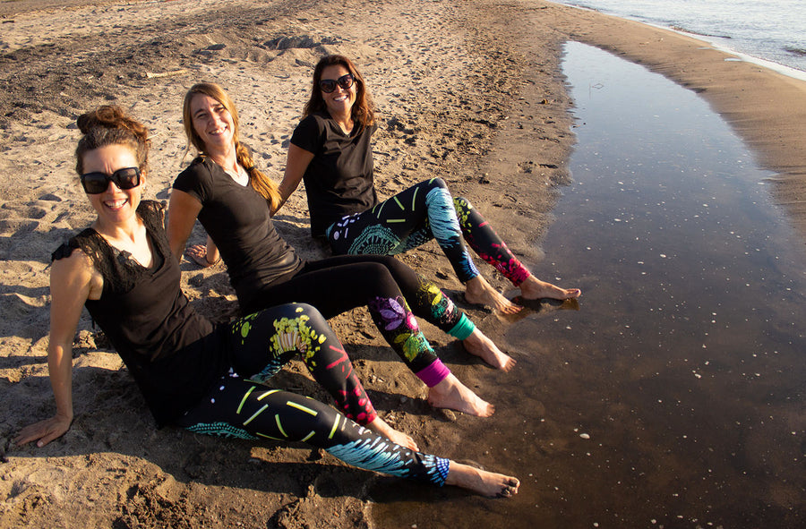 LEGGING IMPRESSION BRODERIE VERTE ET ROSE