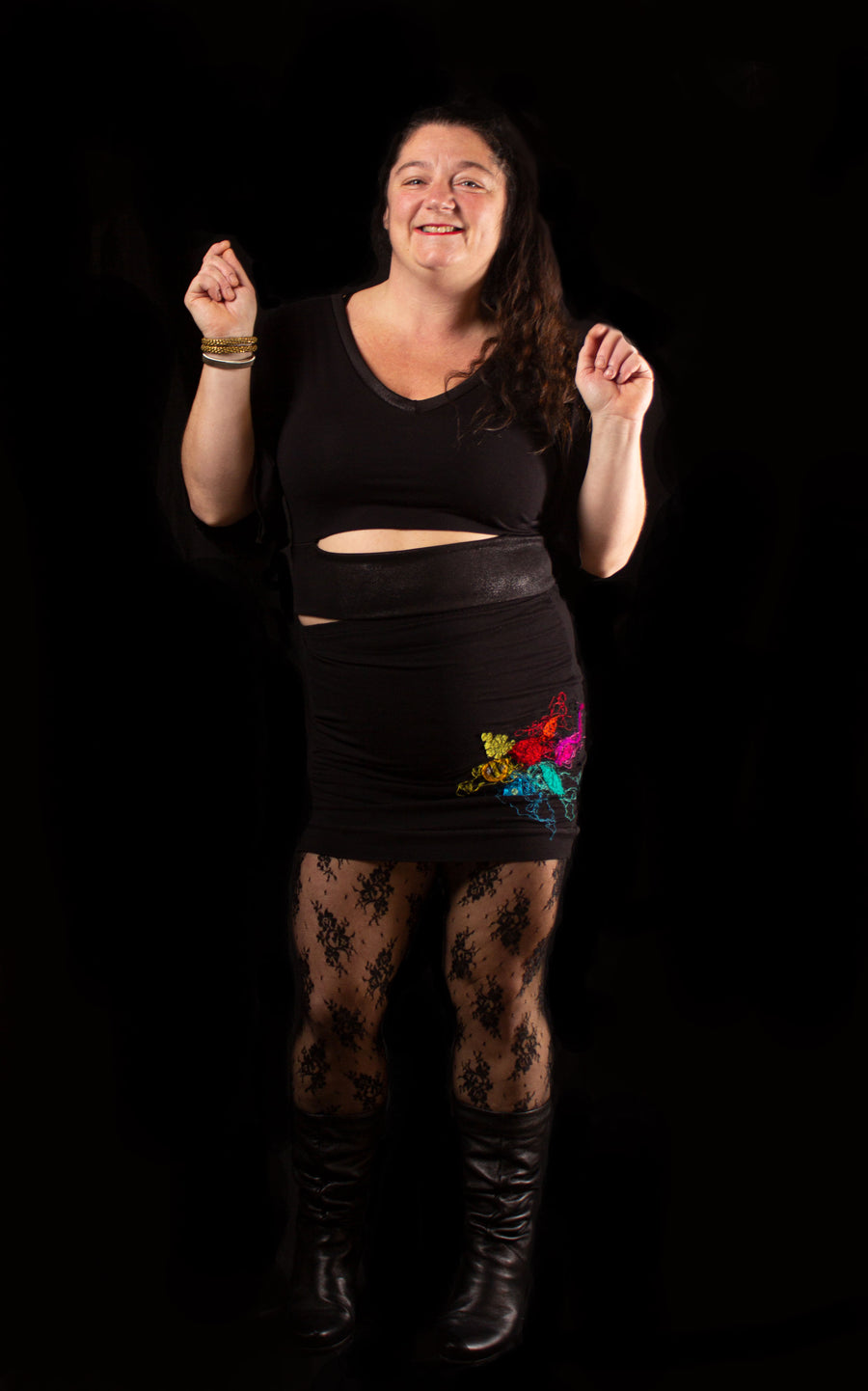 EMBROIDERED MINI SKIRT WITH ORANGE AND AQUA FLOWER EMBROIDERY